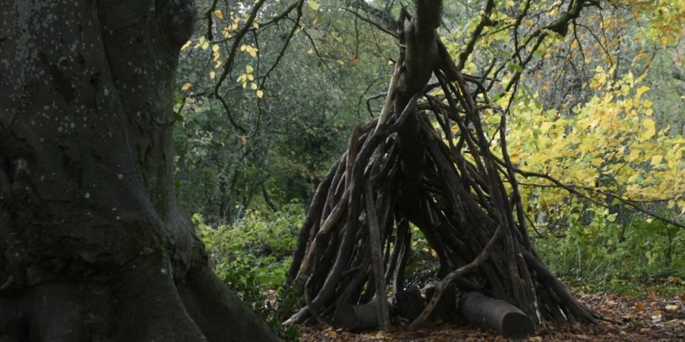 Spooky Den